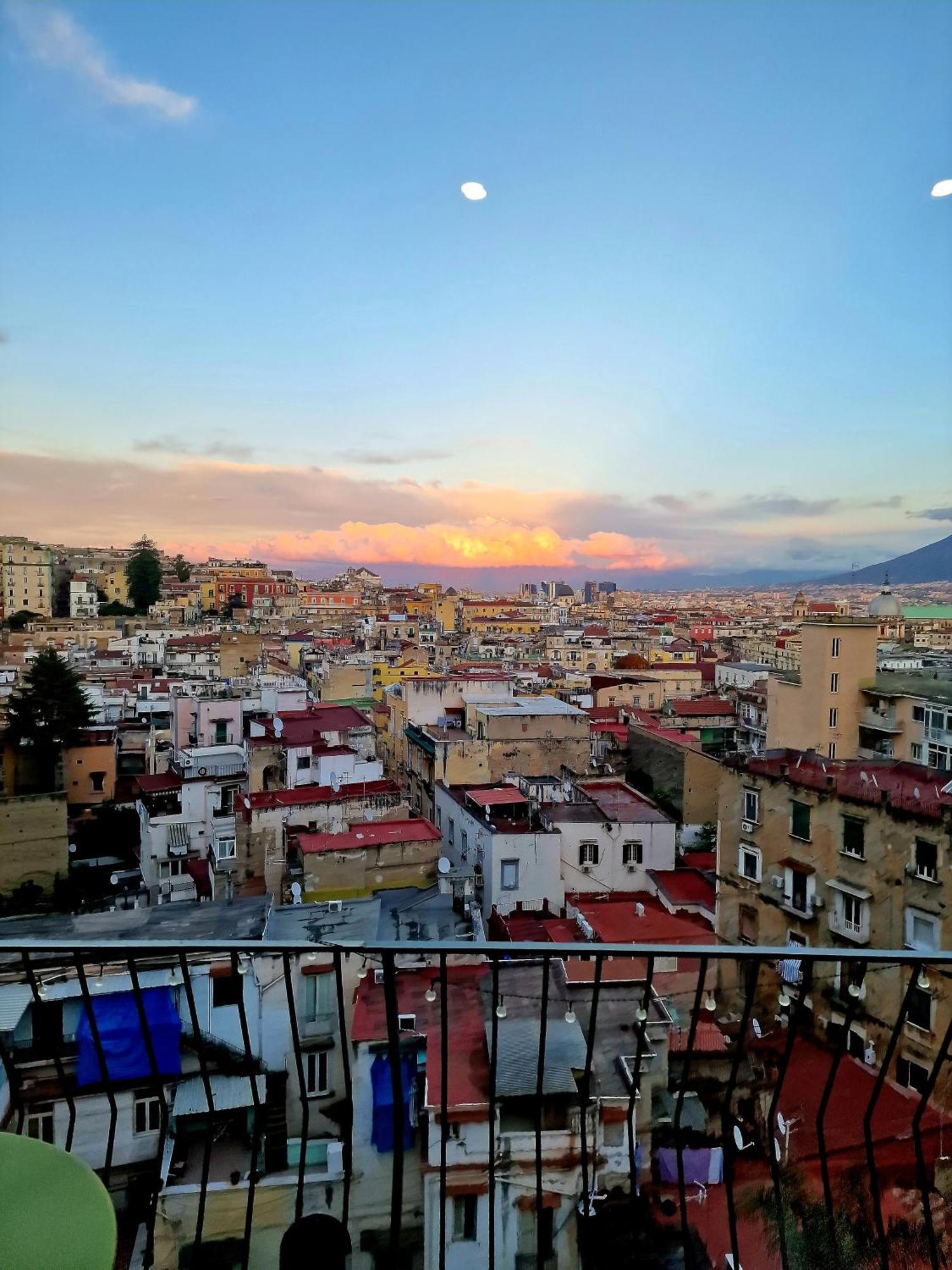 Olivella21 Vesuvio Apartment Наполи Екстериор снимка